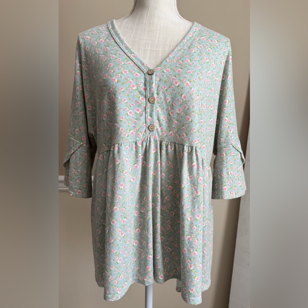 Floral Boutique Top! 🌸